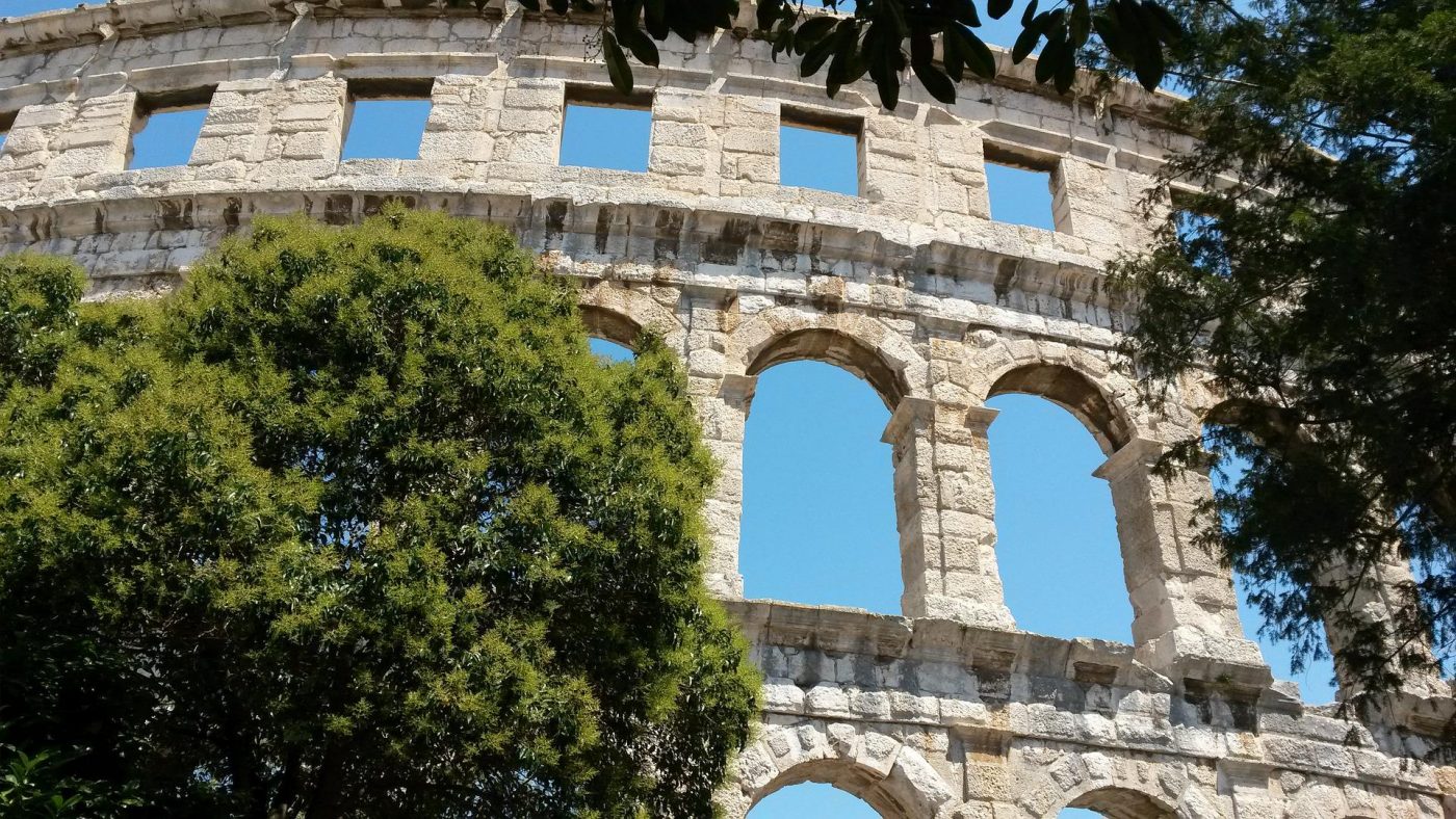 Colosseum Bracstein